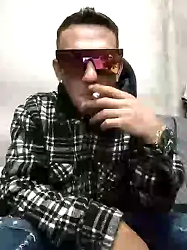 Snapshot of Santulucarola chatting on 8, 10, 2025 Santulucarola online show from 8, 10, 2025