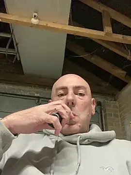 Richmcgee online show from 15, 3, 2026