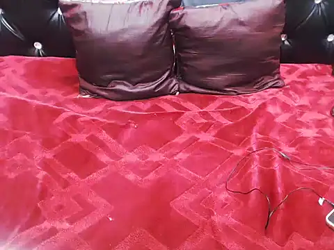 AppleAss02 online show from 11, 2, 2026