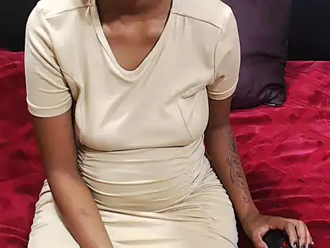 AppleAss02 online show from 25, 11, 2025