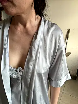 xiiuuff18 online show from 13, 9, 2025