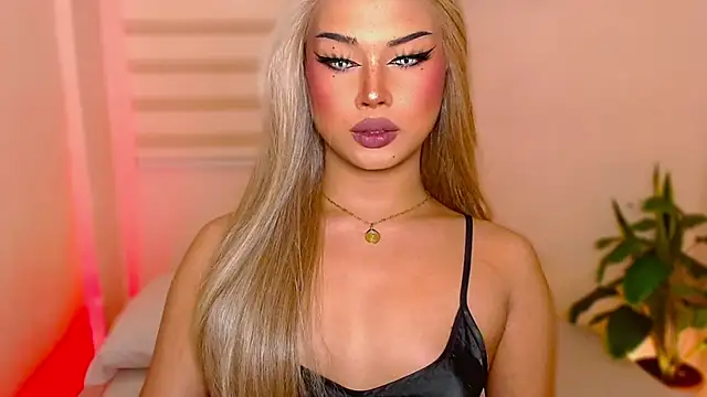 Snapshot of MissRumi_Hunter chatting on 23, 10, 2025 MissRumi Hunter online show from 23, 10, 2025