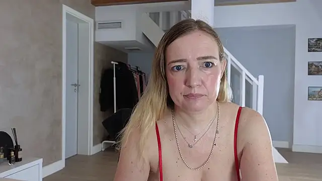 Snapshot of Blue_Angel_Sweet chatting on 8, 10, 2025 Blue Angel Sweet online show from 8, 10, 2025