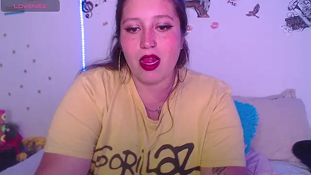 nahomy jonhs online show from 8, 10, 2025