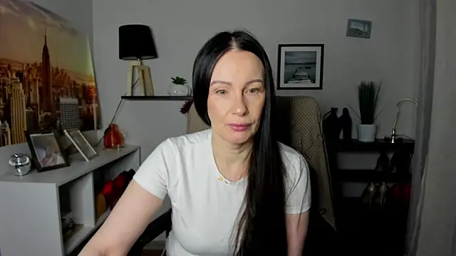 Velvet Jasmine online show from 13, 2, 2026