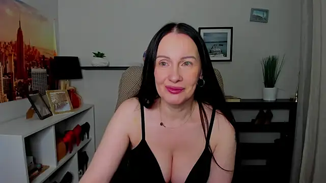 Velvet Jasmine online show from 27, 11, 2025