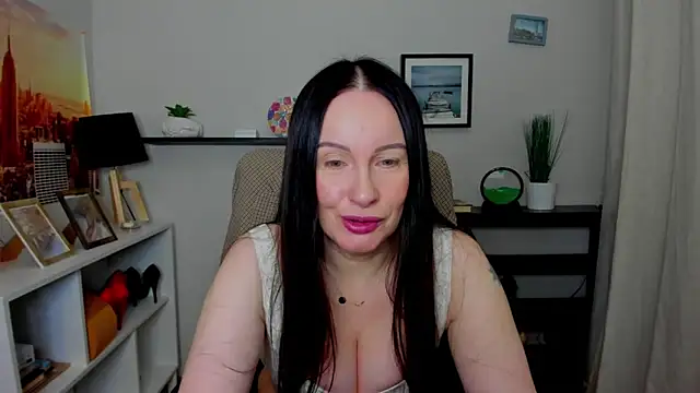 Velvet Jasmine online show from 31, 10, 2025