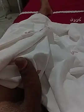 Snapshot of Jhowz1 chatting on 12, 1, 2026 Jhowz1 online show from 12, 1, 2026