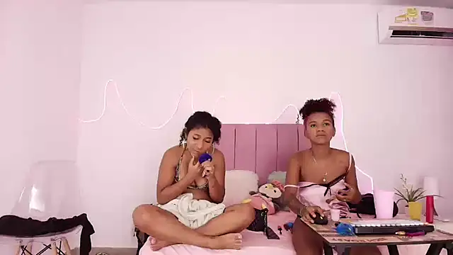 Snapshot of Valerin_salazar chatting on 2, 11, 2025 Valerin salazar online show from 2, 11, 2025