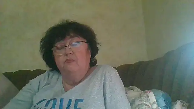 MilaSky5303 online show from 4, 12, 2025