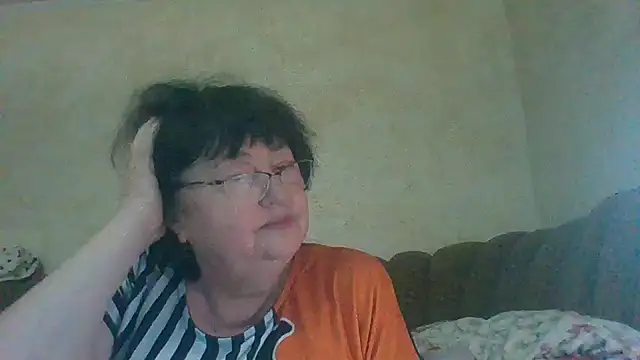 MilaSky5303 online show from 5, 12, 2025