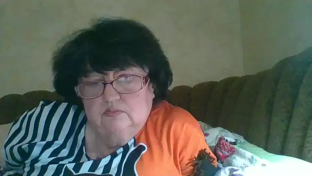 MilaSky5303 online show from 4, 11, 2025