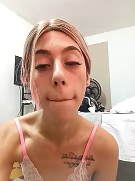 Darlyn tenderhot   online show from 8, 3, 2026