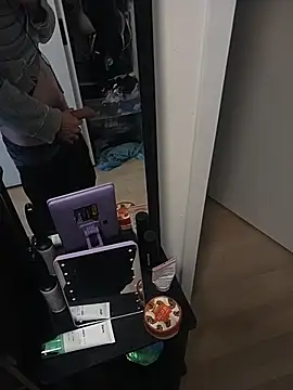 studdd716 online show from 6, 3, 2026