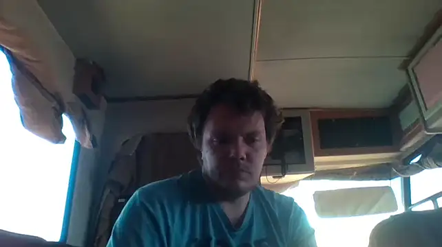 DeafGuyProud389 online show from 7, 11, 2025