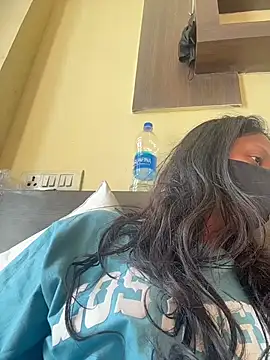 Snapshot of indianshycouple chatting on 9, 2, 2026 indianshycouple online show from 9, 2, 2026