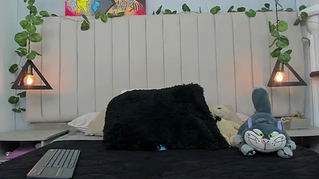 CandyGomez online show from 6, 11, 2025