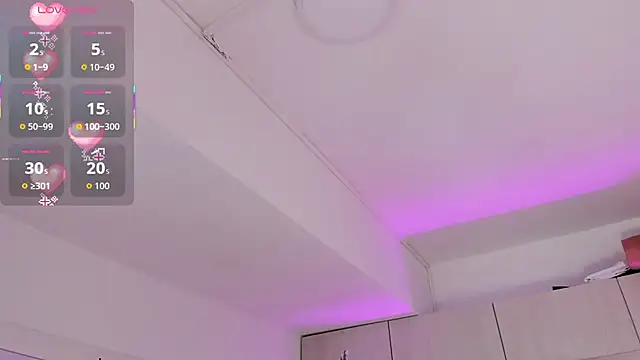 Stefannyevans  online show from 11, 11, 2025