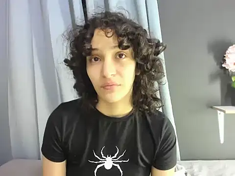 TeensNews18 online show from 2, 12, 2025