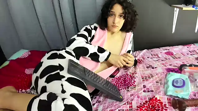 TeensNews18 online show from 13, 12, 2025