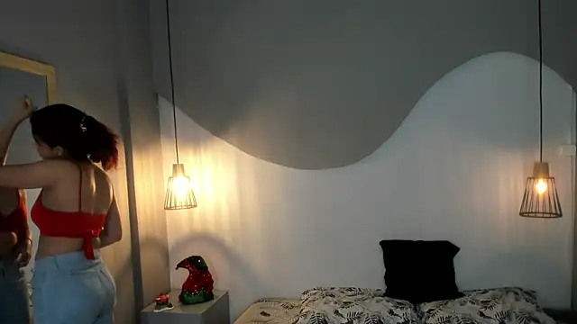 Snapshot of Julieth_brown_ chatting on 27, 11, 2025 Julieth brown online show from 27, 11, 2025