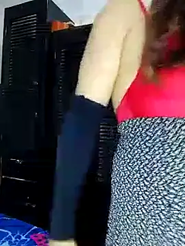 Snapshot of Banouti_23 chatting on 29, 10, 2025 Banouti 23 online show from 29, 10, 2025