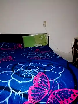 Snapshot of Banouti_23 chatting on 21, 10, 2025 Banouti 23 online show from 21, 10, 2025