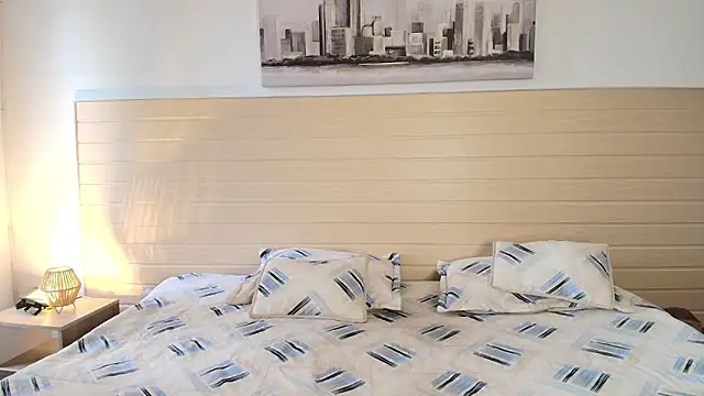 GabiHills online show from 12, 11, 2025