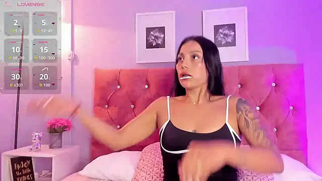 GabiHills online show from 9, 2, 2026