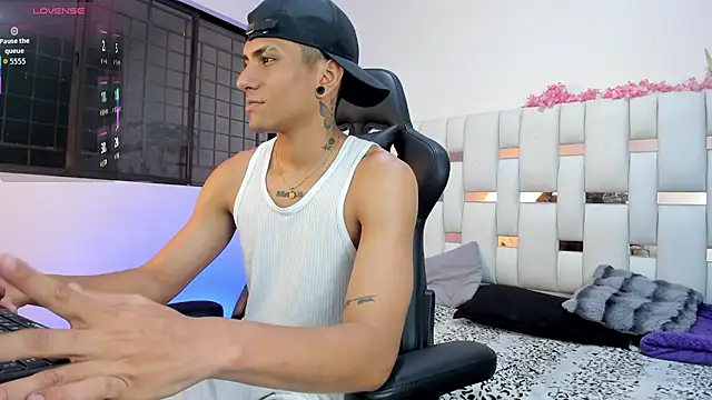 Adan Oriol online show from 28, 2, 2026