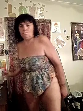 Snapshot of Bored_Grandma chatting on 5, 5, 2026 Bored Grandma online show from 5, 5, 2026