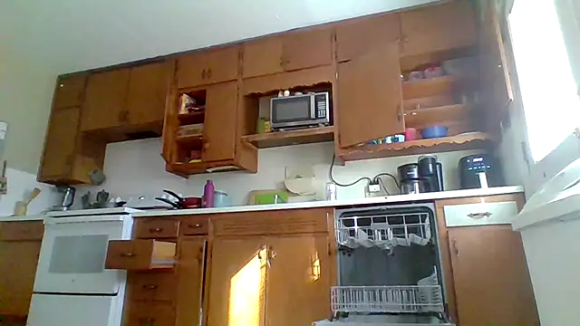 Bored Grandma online show from 16, 2, 2026