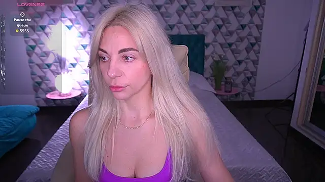 BellaRayyy online show from 1, 4, 2026