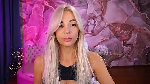 BellaRayyy online show from 20, 10, 2025