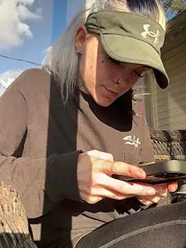 ittybittymeryssa online show from 4, 2, 2026