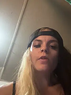 ittybittymeryssa online show from 5, 10, 2025