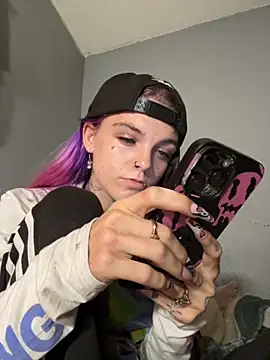 ittybittymeryssa online show from 8, 11, 2025