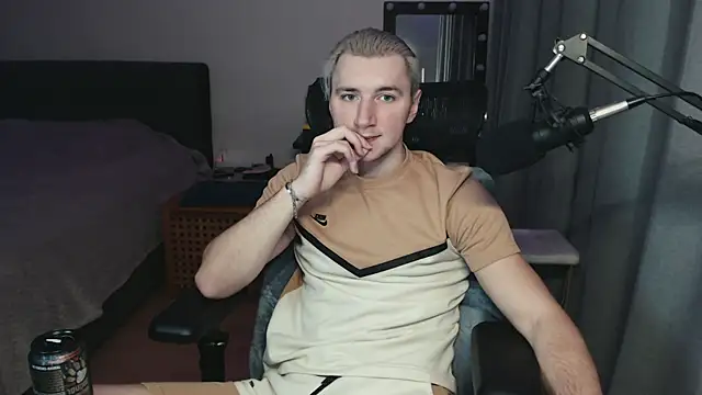 Elvin Vaenight online show from 21, 11, 2025