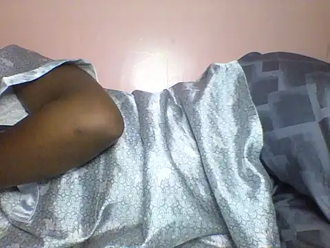 Moongodessy online show from 16, 12, 2025