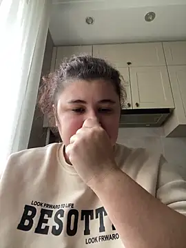 AliceCurlyX online show from 17, 2, 2026