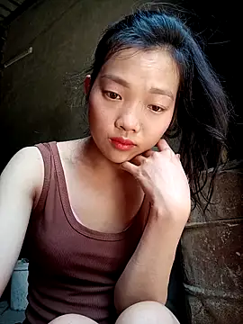 Ananine online show from 6, 4, 2026