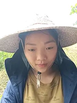 Ananine online show from 4, 4, 2026