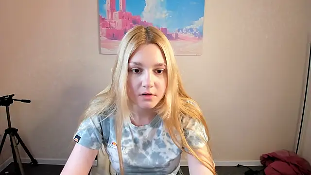 Sylvia Ortiz online show from 26, 9, 2025