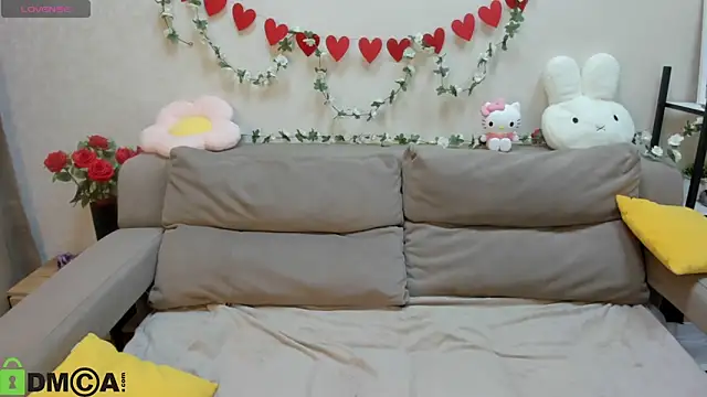 Sylvia Ortiz online show from 12, 3, 2026