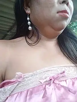 Snapshot of lusy-00 chatting on 7, 6, 2026 lusy-00 online show from 7, 6, 2026
