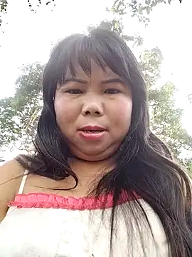 Snapshot of lusy-00 chatting on 7, 7, 2026 lusy-00 online show from 7, 7, 2026