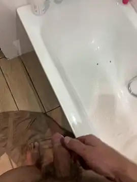 Snapshot of Darekjapa chatting on 27, 11, 2025 Darekjapa online show from 27, 11, 2025