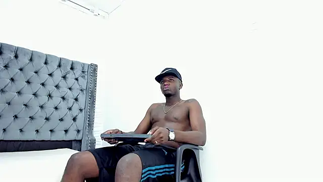 DOUGLAS 099 online show from 11, 10, 2025