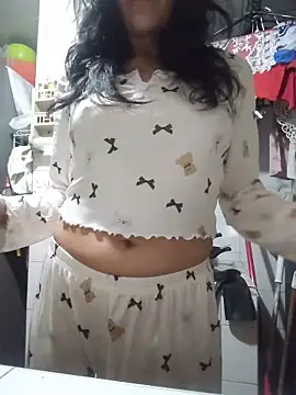 Queen Ashly online show from 15, 5, 2026