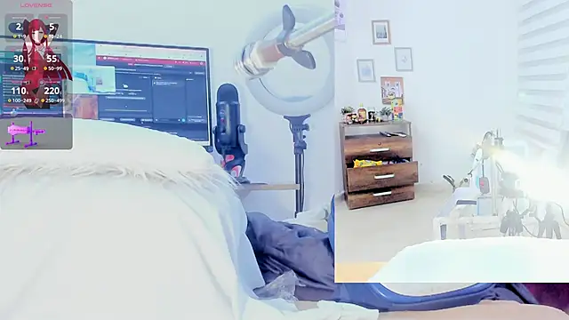 Rosy Emely online show from 28, 10, 2025